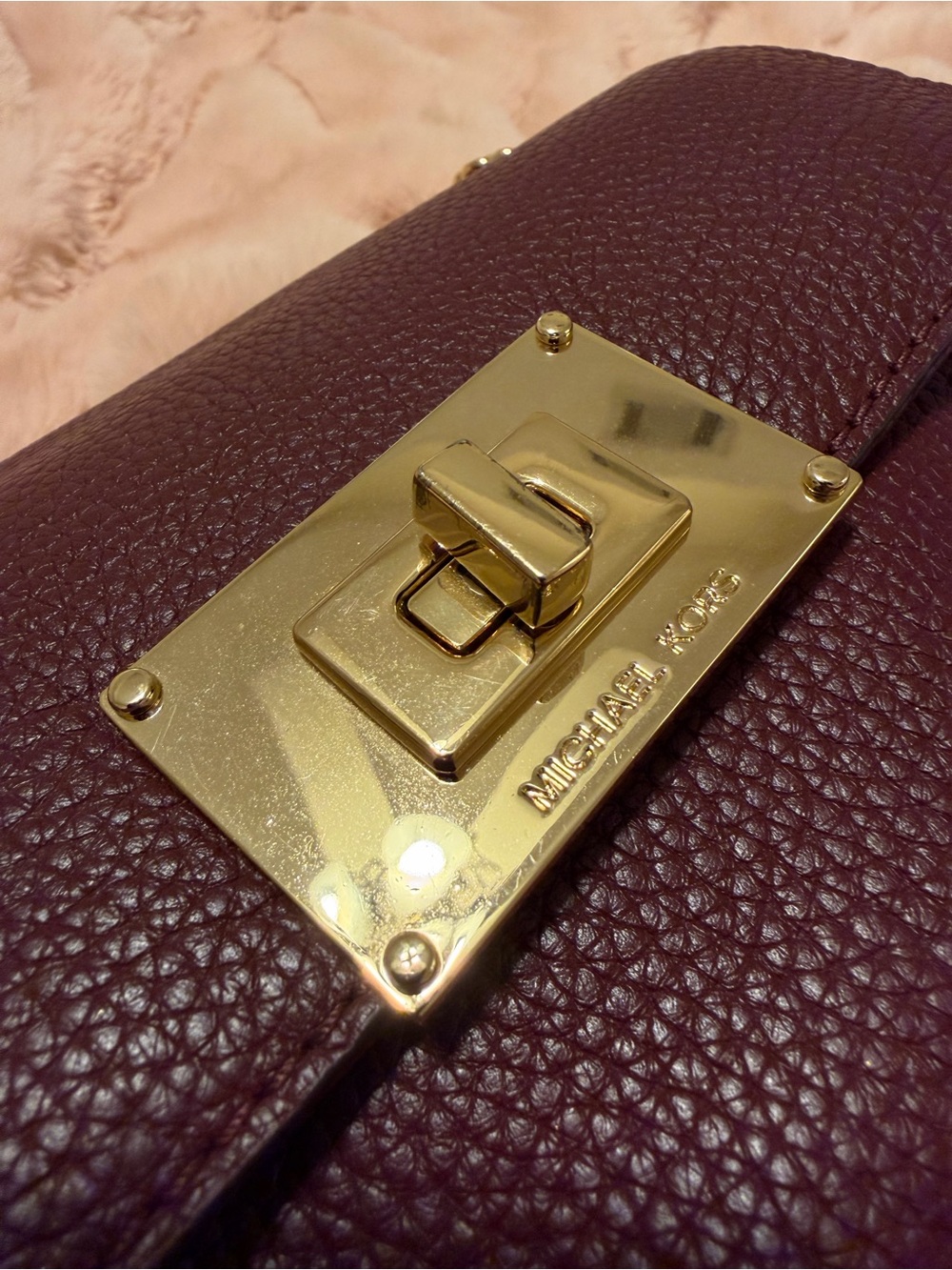Michael Kors Women's Burgundy Leather Chain-Handle Shoulder Bag - Picture 5 of 9